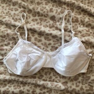 90s Vtg White Lace underwire 36C bra